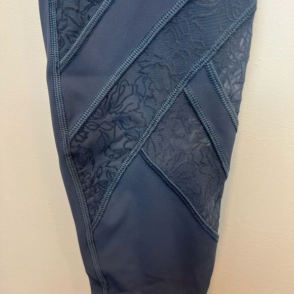 Lululemon Wunder Under Full-Length High Rise Leggings Sheer Panel floral Lace 12 - Picture 4 of 13